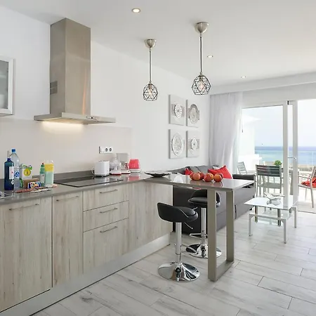 Casa Mercedes, Puerto Del Carmen * Puerto del Carmen (Lanzarote)